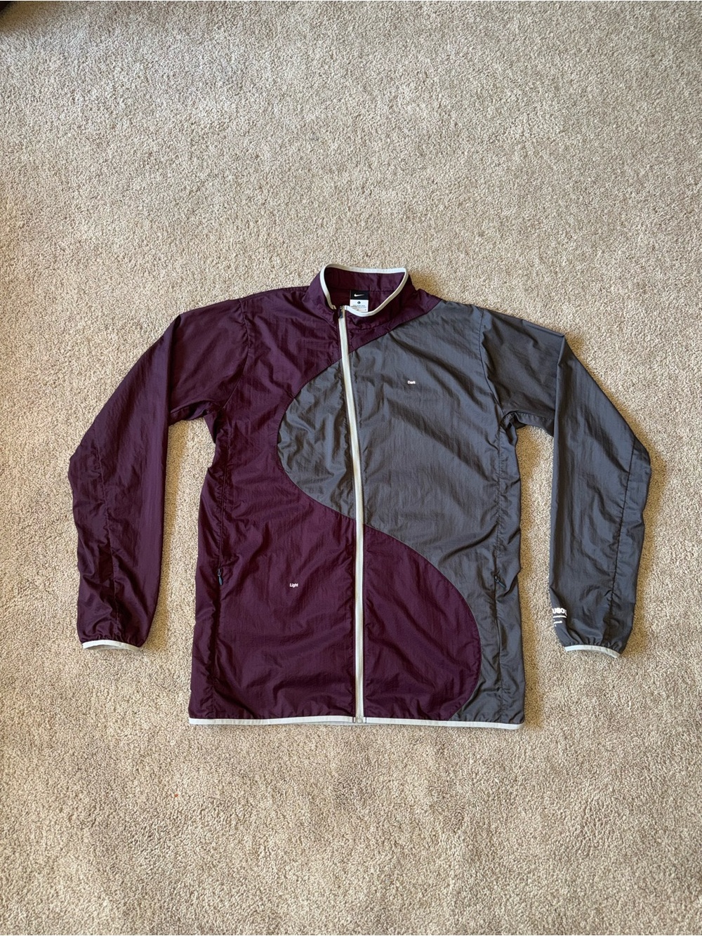 RARE Nike x Undercover Gyakusou "Light/Dark" Yin-Yang Run Windbreaker Jacket L